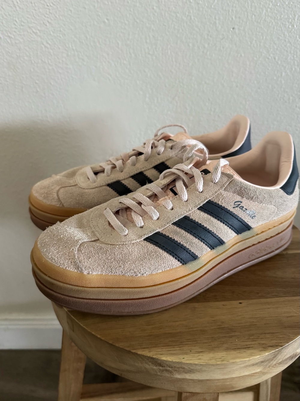 Adidas Light Pink Suede Sneakers with Stripes - Picture 3 of 3
